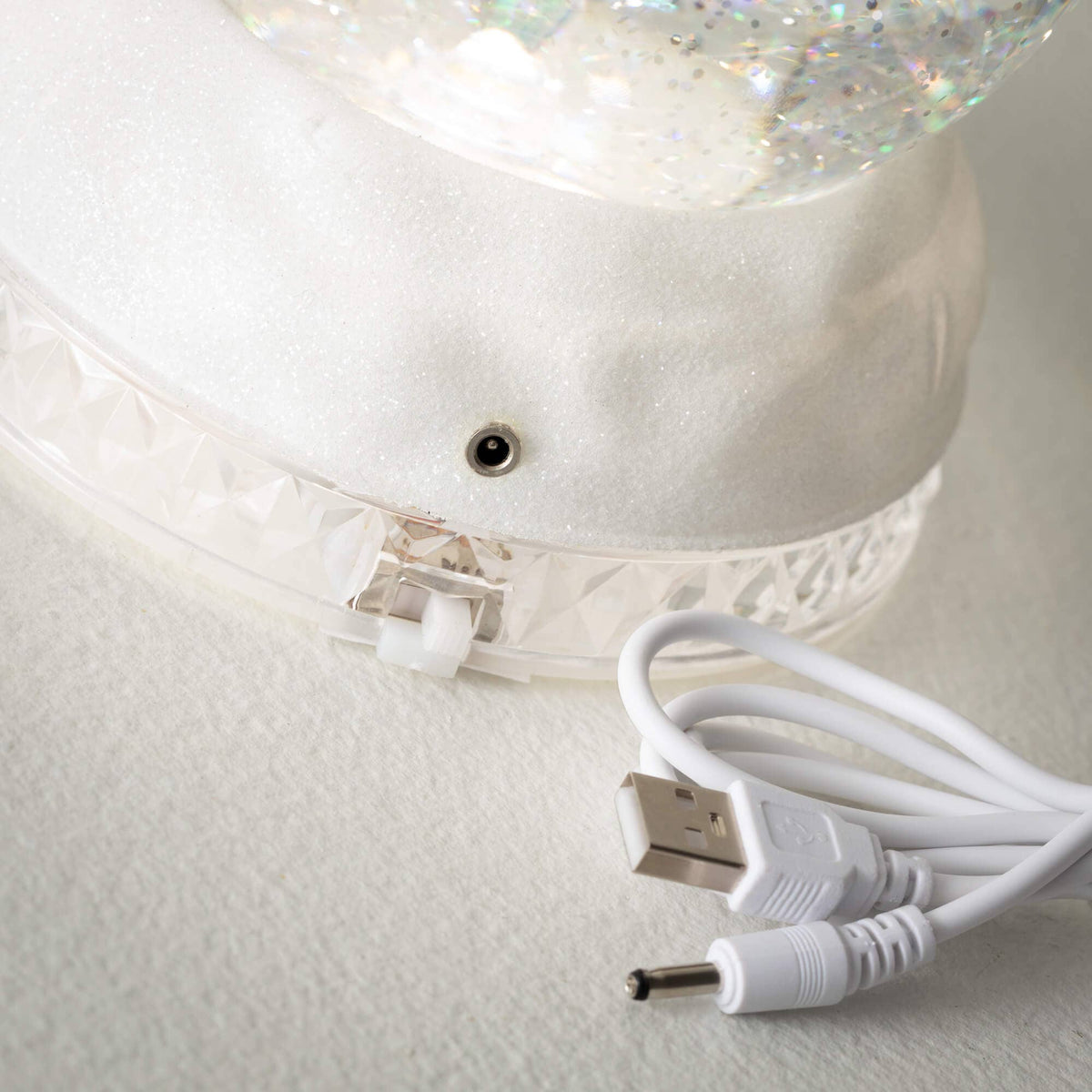 LED SNOWMAN ROTATING GLOBE