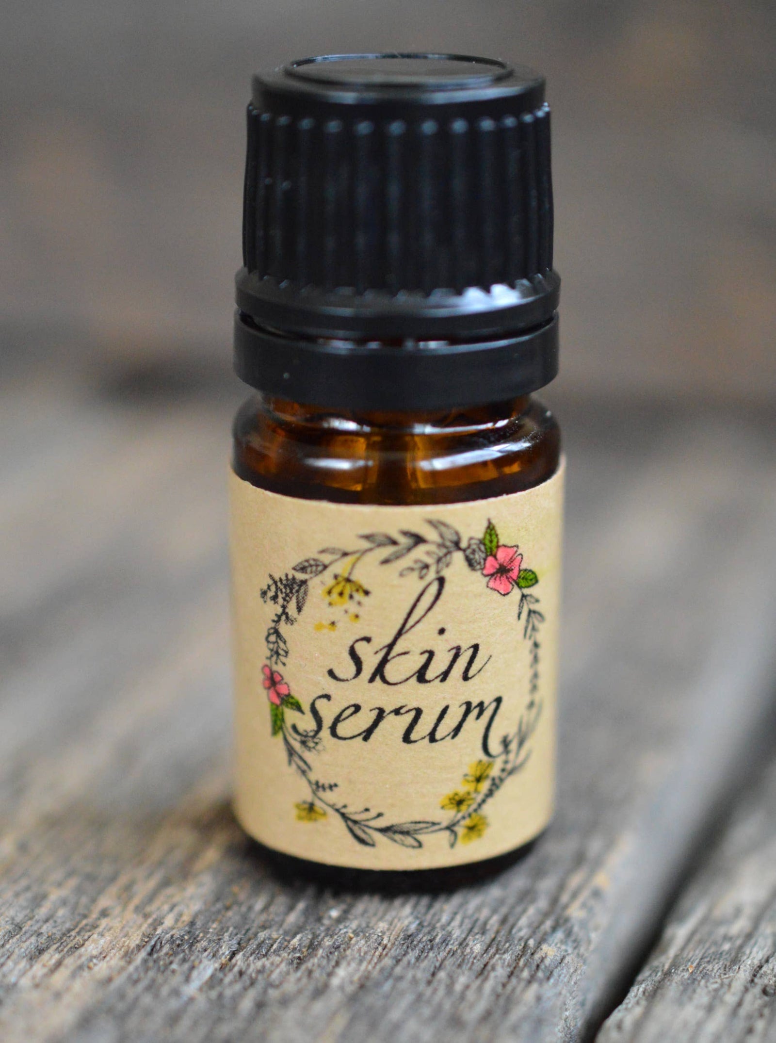 Skin Serum: 5 millileters