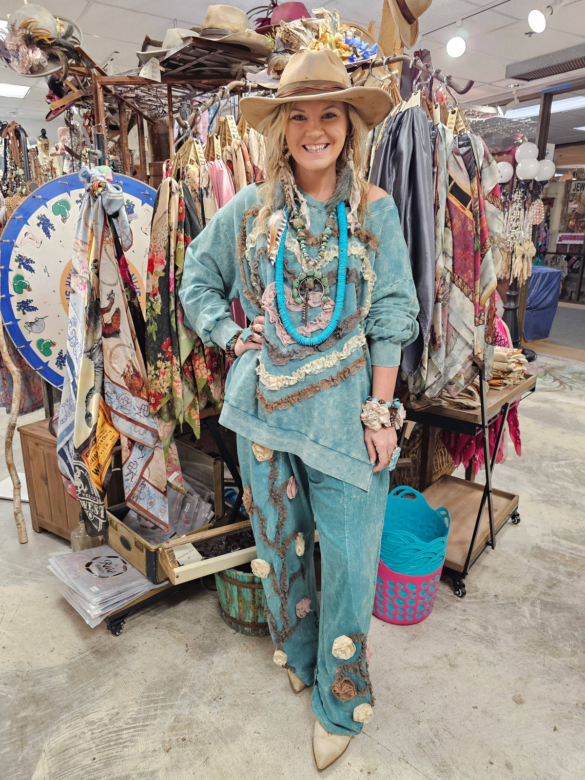 Love Ribbon Rose Pants