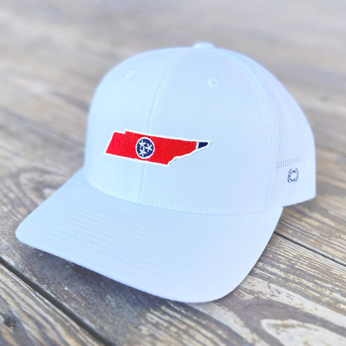 TENNESSEE - STATE FLAG HATS: Grey &amp; White Trucker