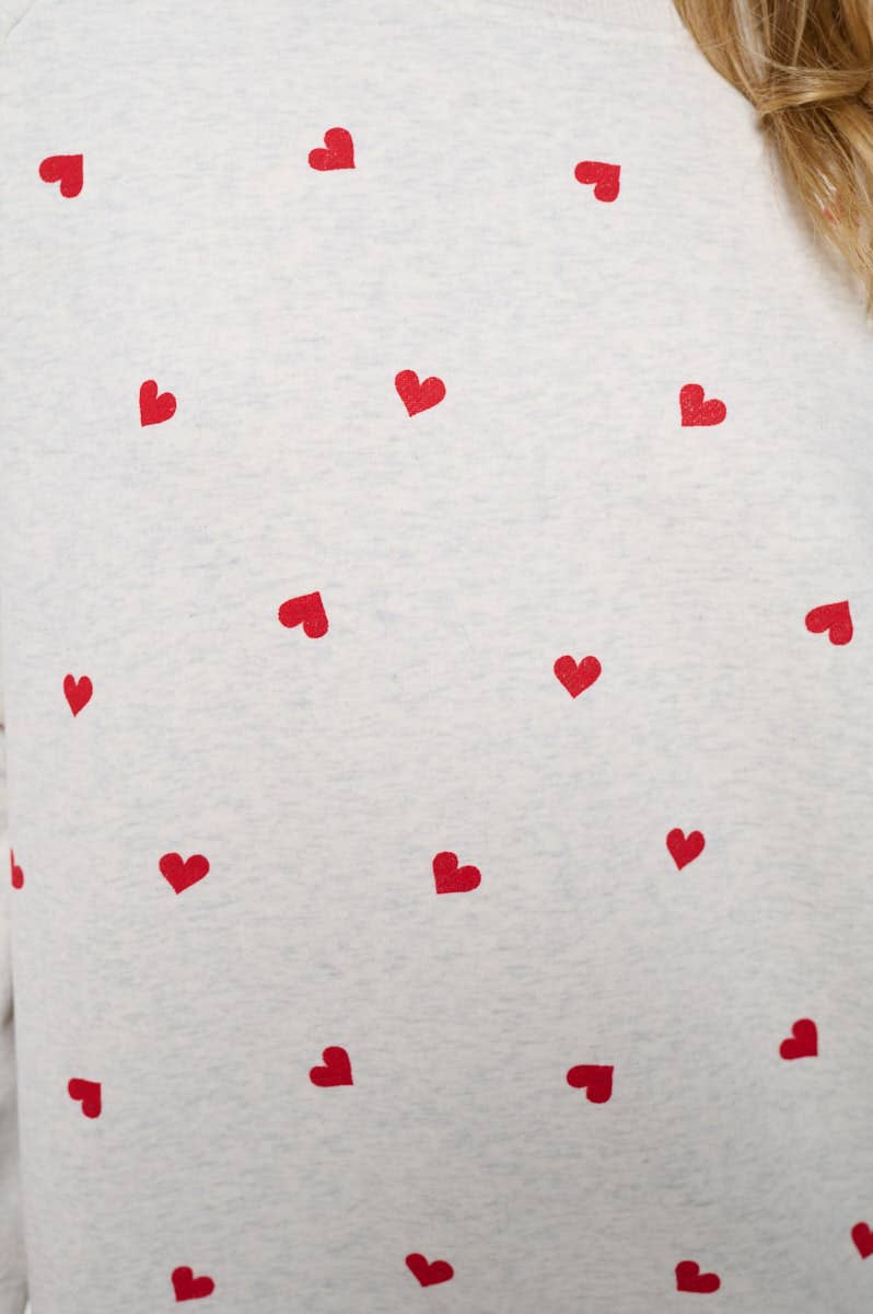 HEART PRINT SWEATSHIRT