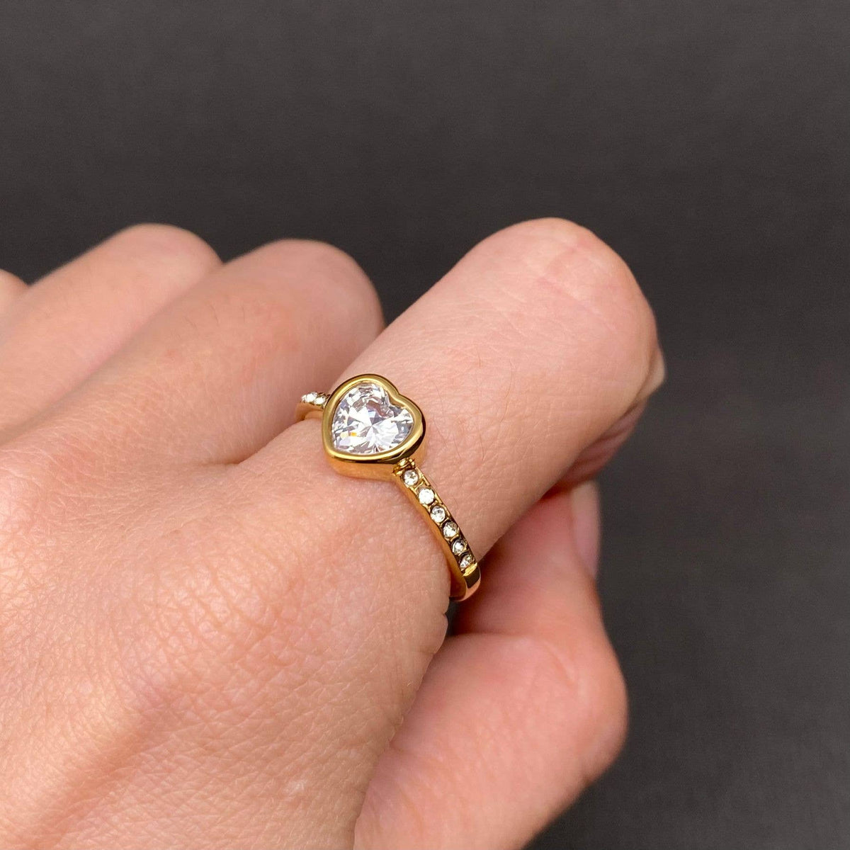 Heart Zircon 18K Gold Plated Stainless Steel Ring - FGS