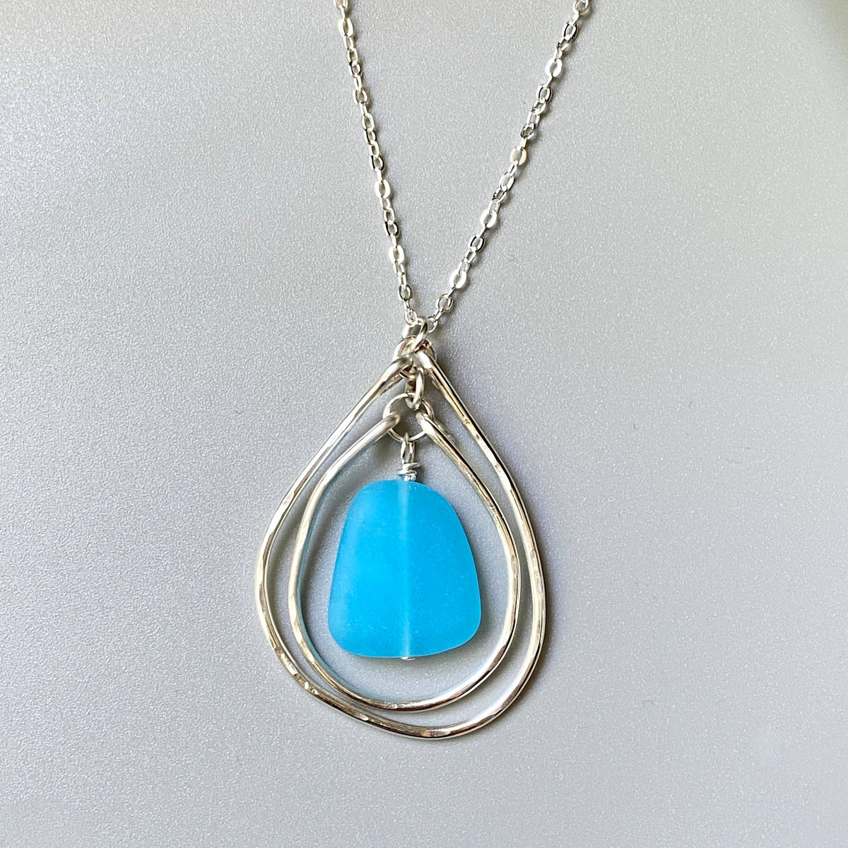Silver Multi Layer Hammered Pendant Hoop Necklace Glass: Blue / Silver
