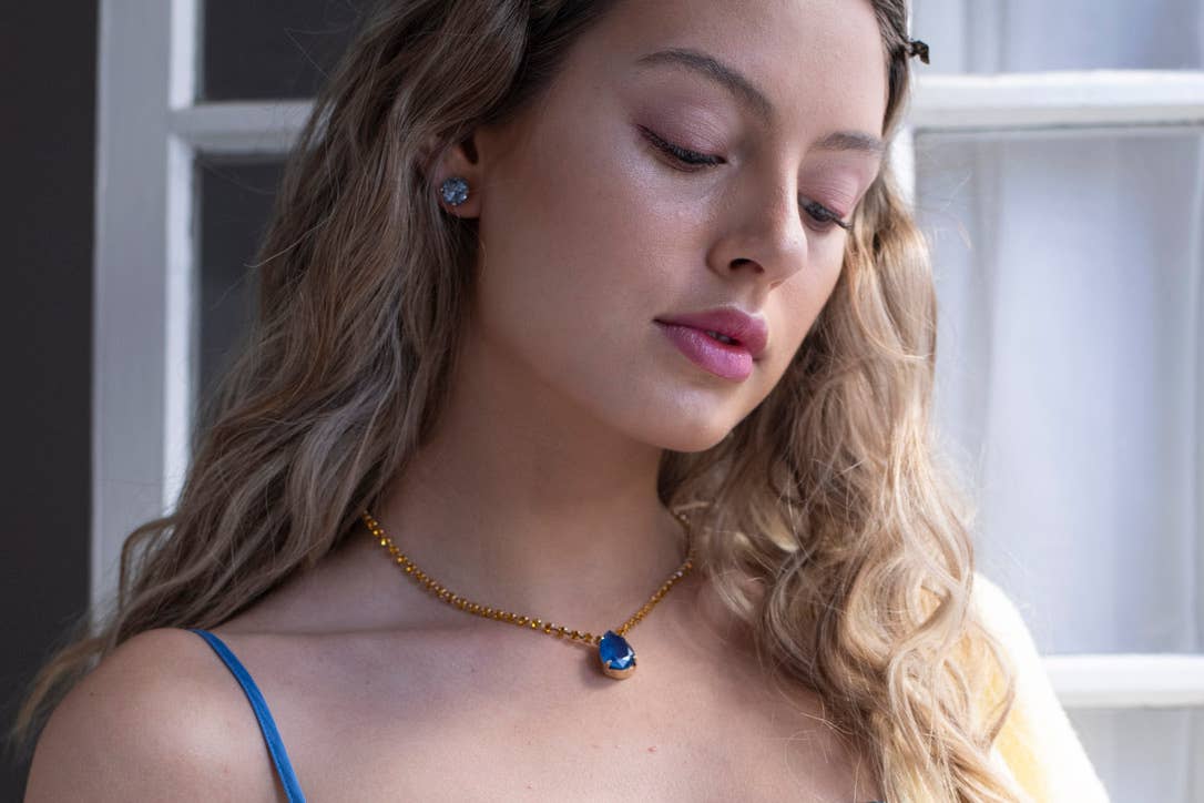 Milli Necklace: Clear