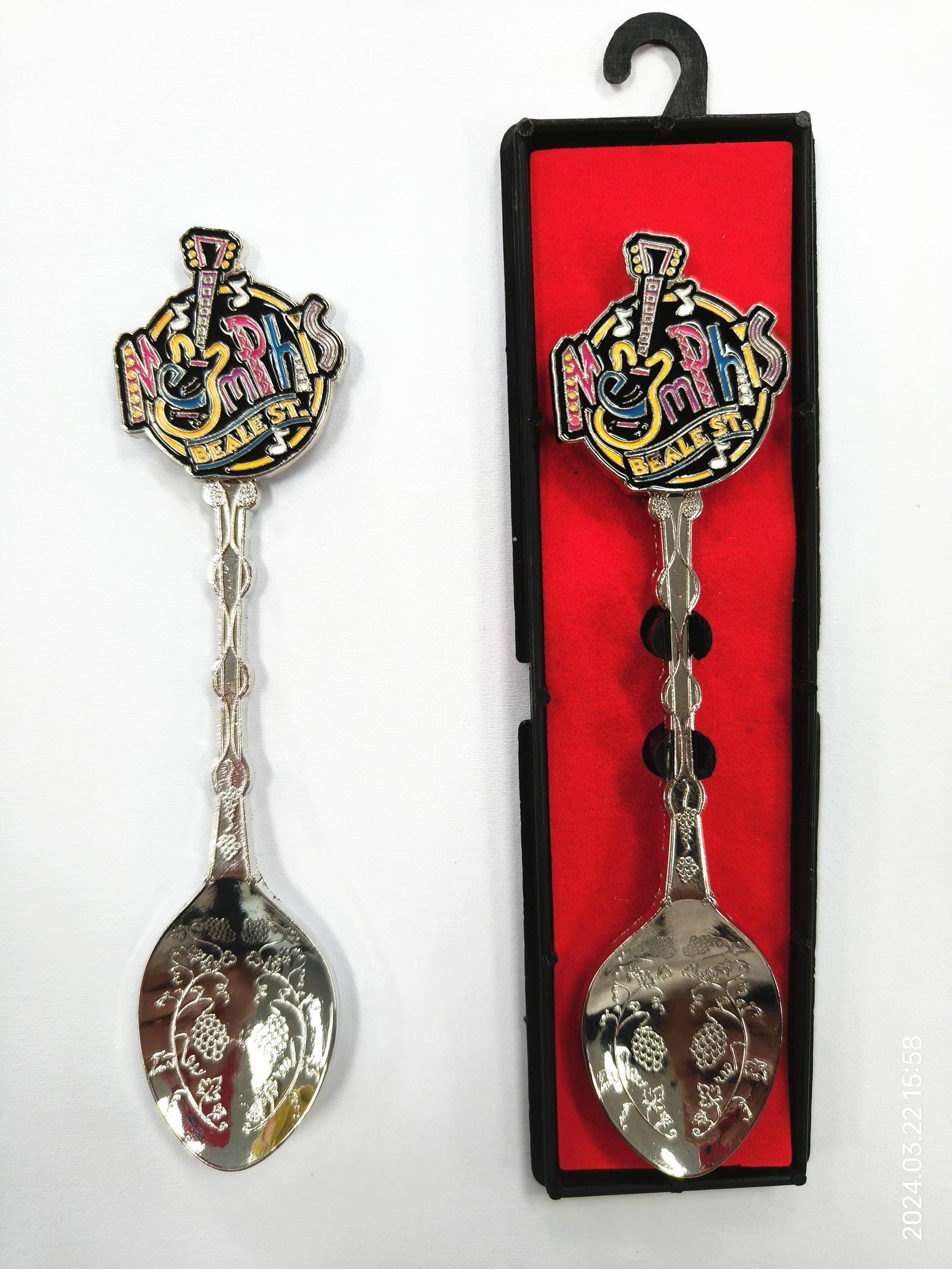 Memphis Spoon - Round Neon