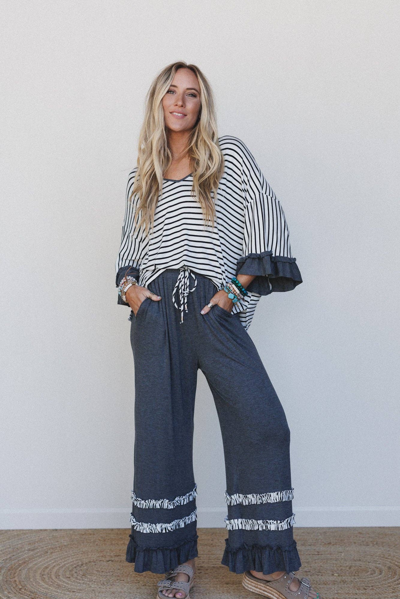 Time To Be Set - Off White Charcoal