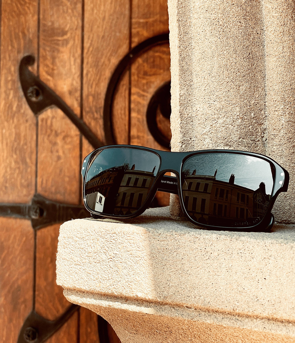 Vincitore Unisex Sunglasses - Handmade in Italy: Black or Brown