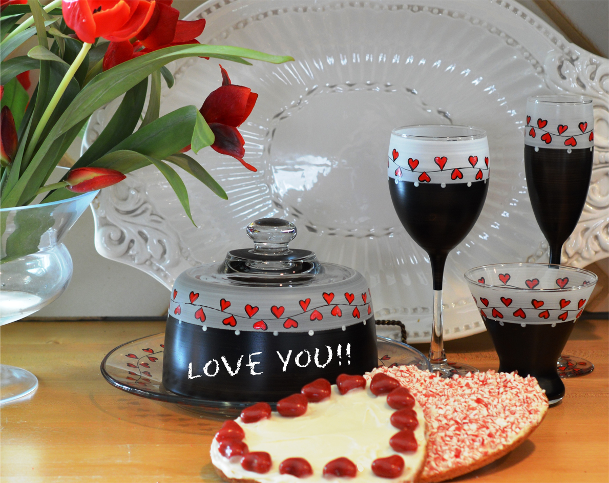 Parisian L'Amour Wine Glass