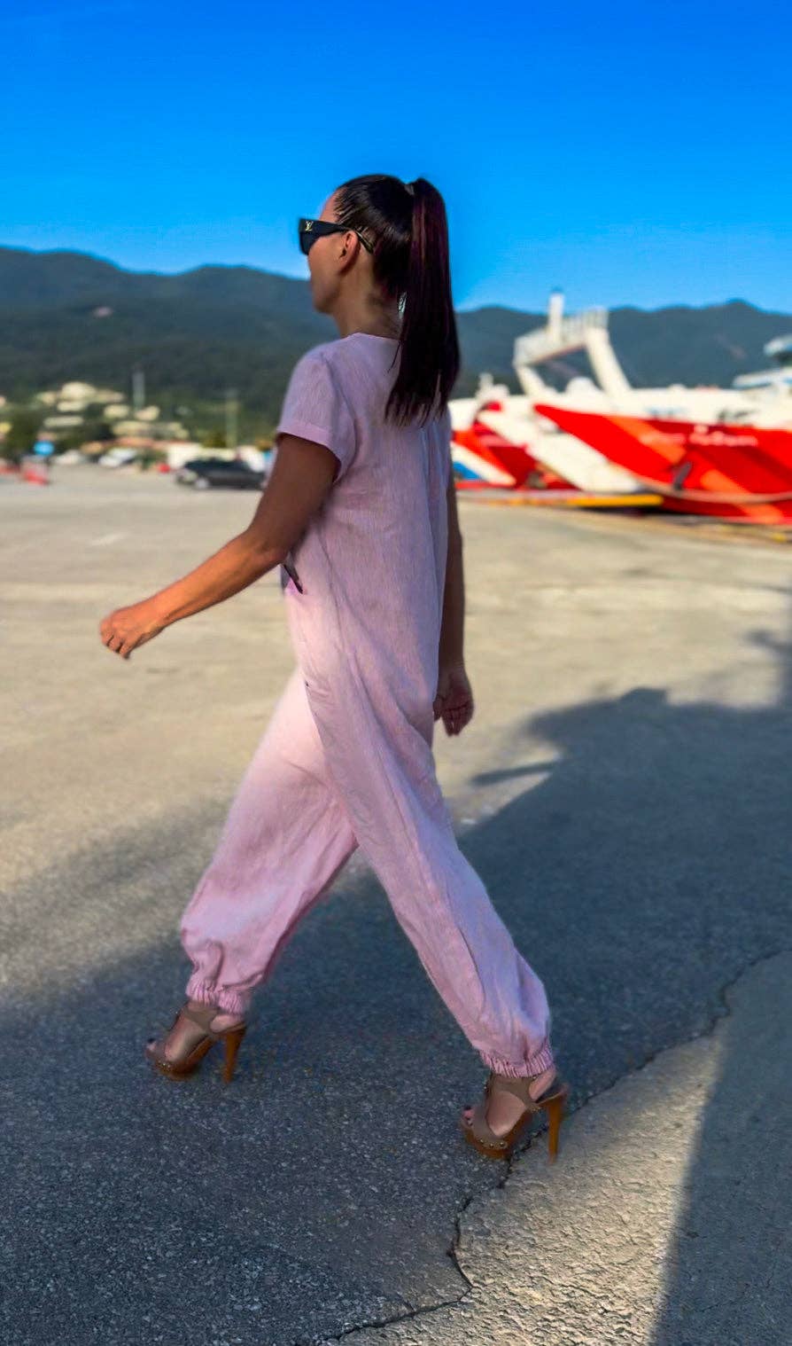 Sleeveless Linen Jumpsuit Lilian: Baby pink / XS