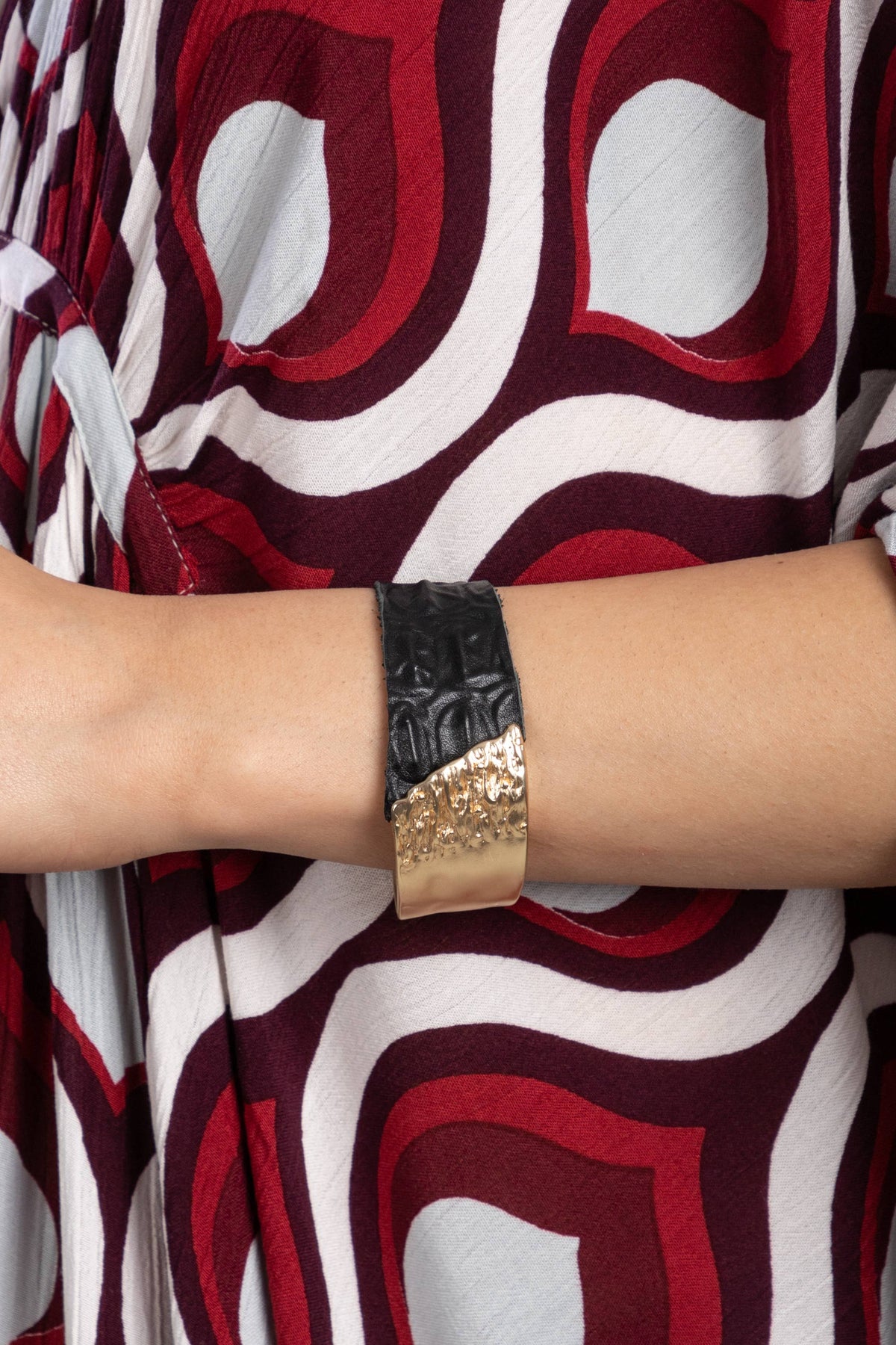 Wild Ways Metal Leather Bracelet: Black &amp; Gold