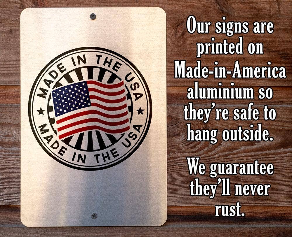 Keep Gate Closed Dog - Metal Sign: 8 x 12