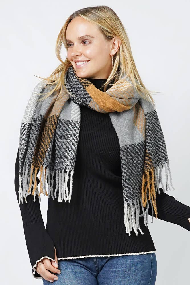 Plaid Check Pattern Oblong Fringe Scarf: Black