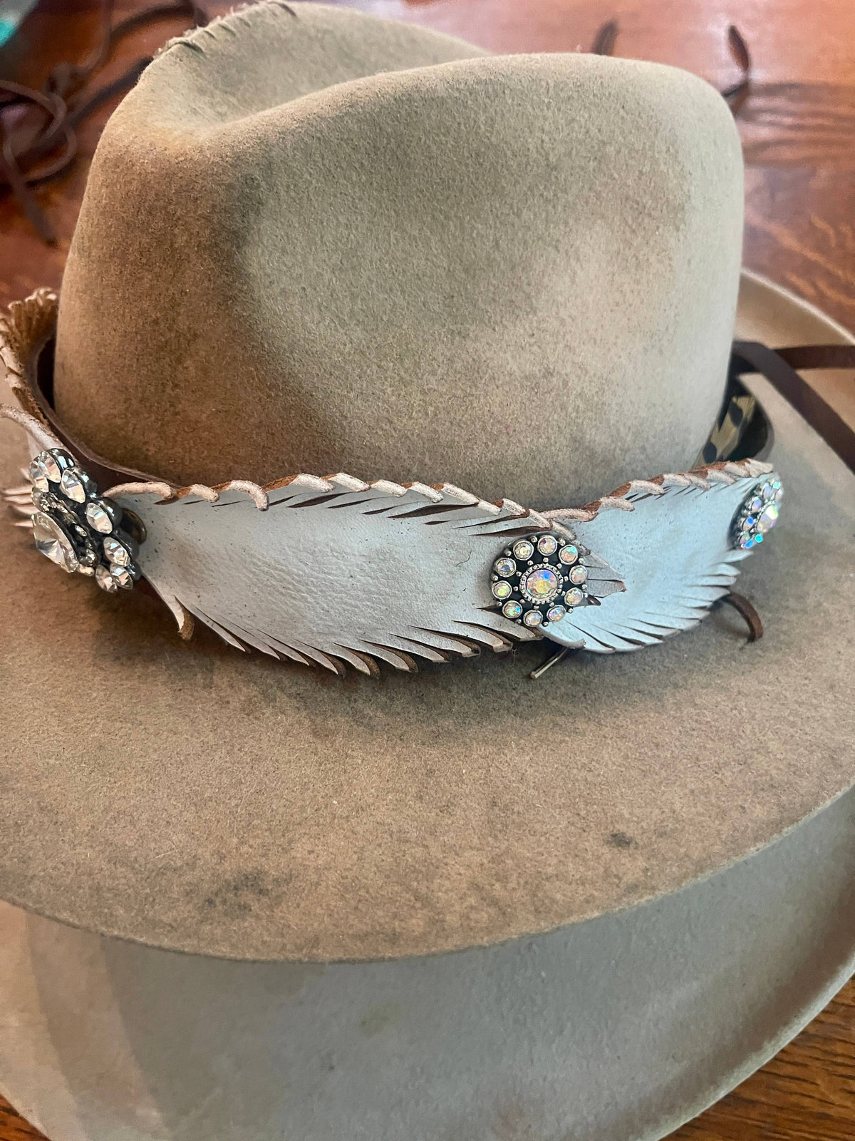 Neutral 4 Feather Hatband Bundle