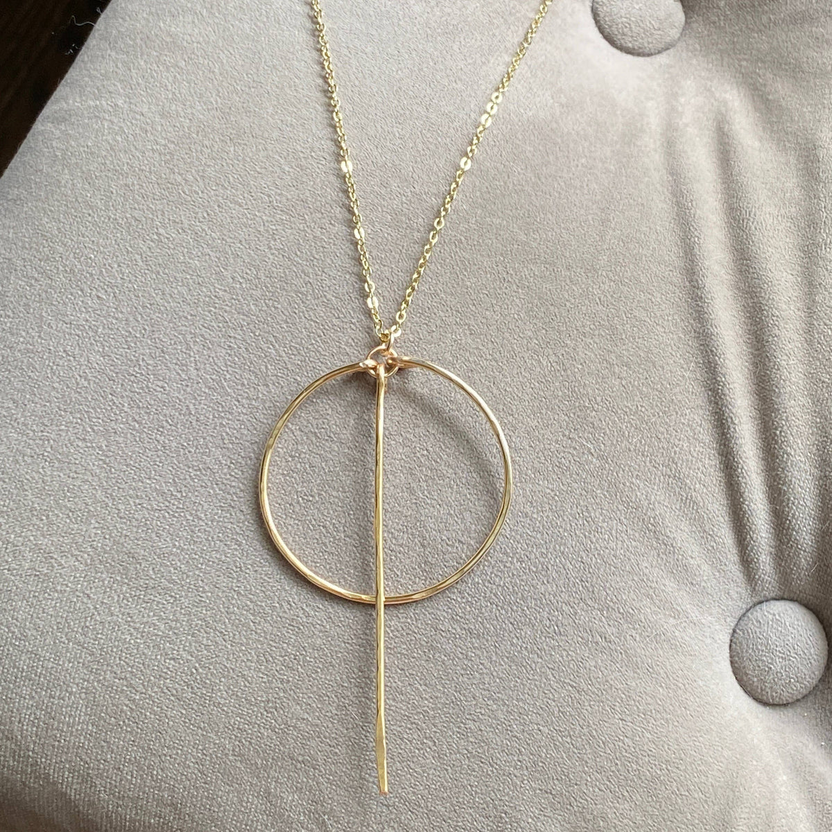 Gold - Hoop Necklace Bar Hammered Metal Handmade: Gold Metal