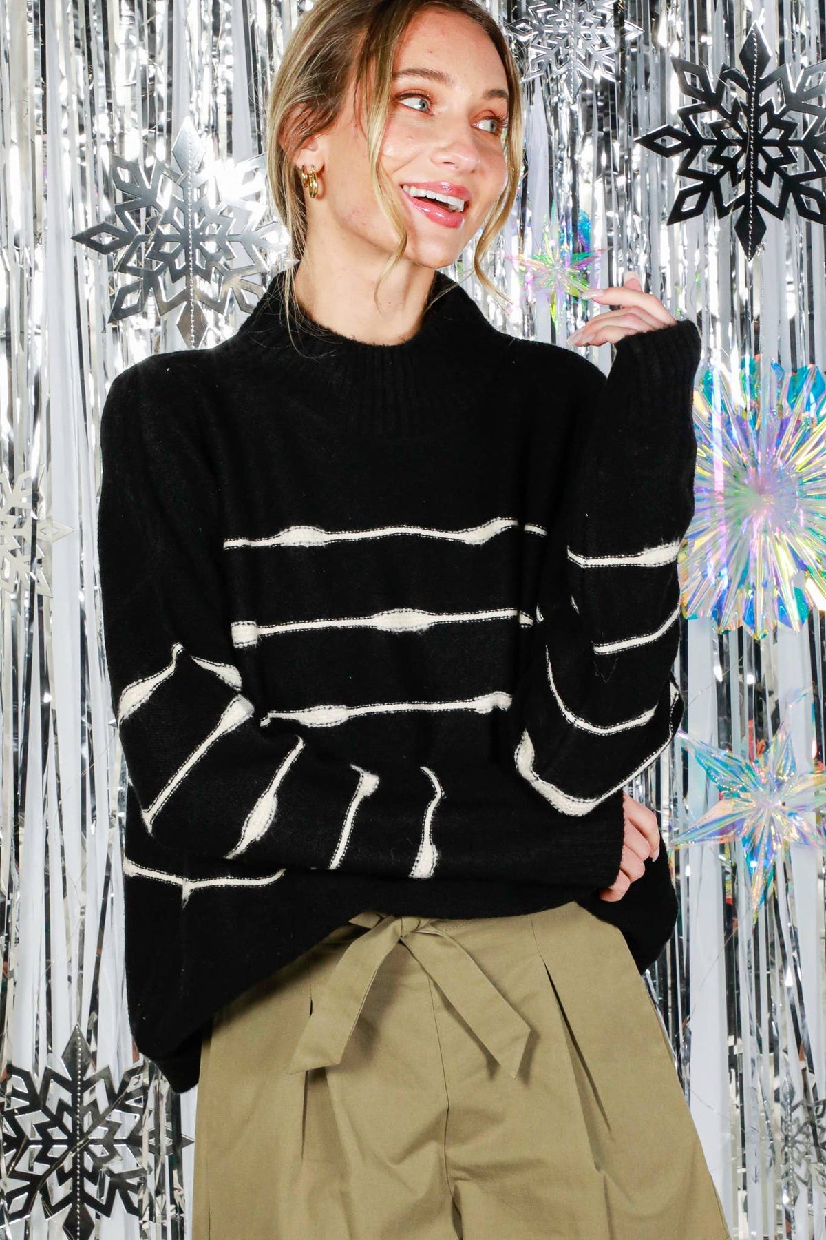 Ribbed Mock Neck Long Sleeve Striped Knitted Sweater Black