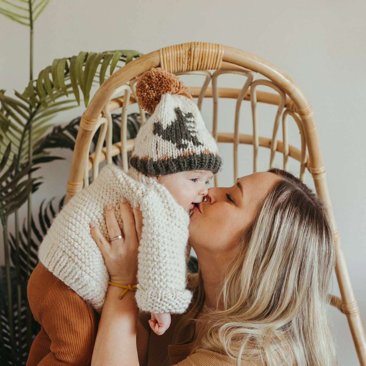 T-rex Loden Knit Beanie Hat: L (2-6 years)