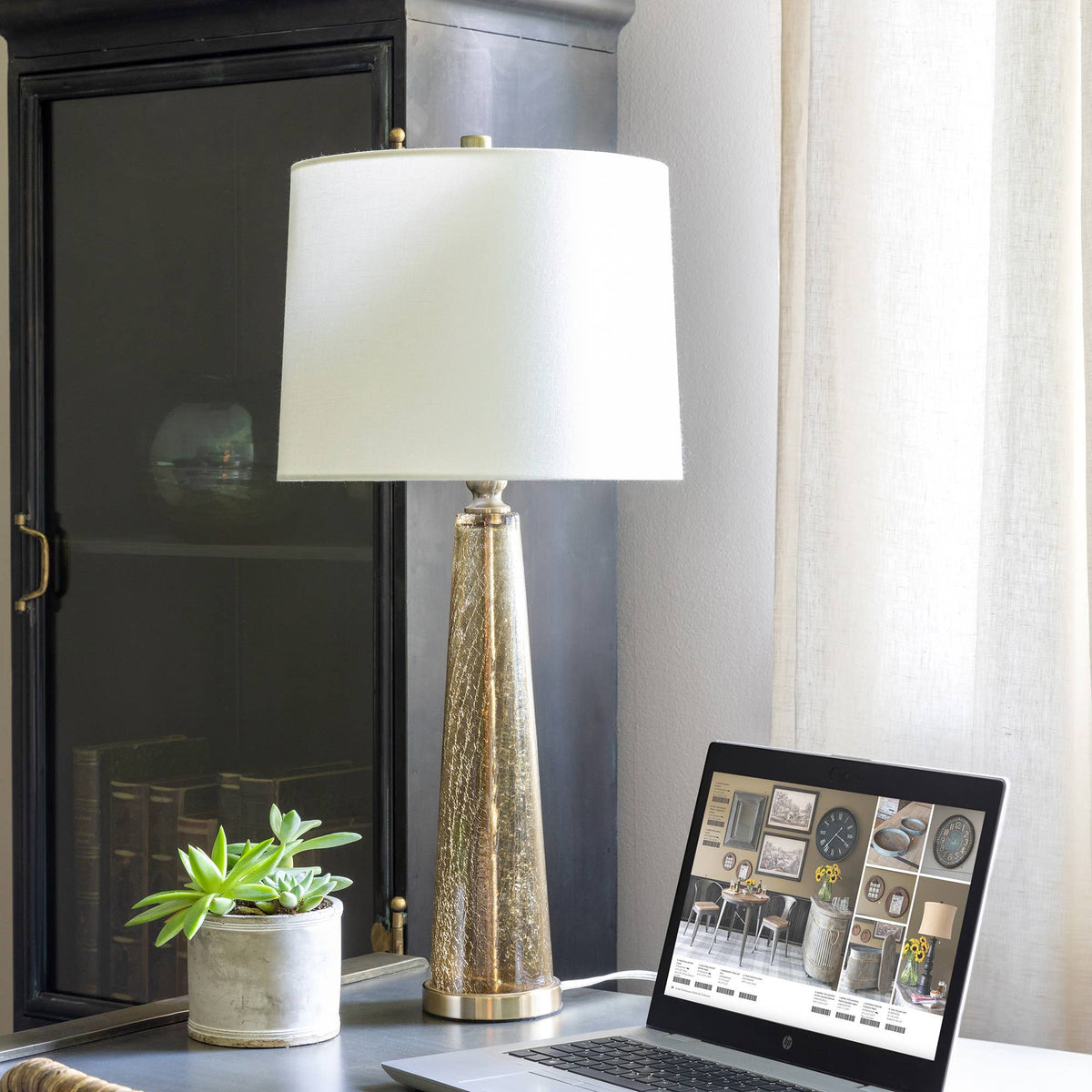Park Hill Collection Grayton Glass Table Lamp