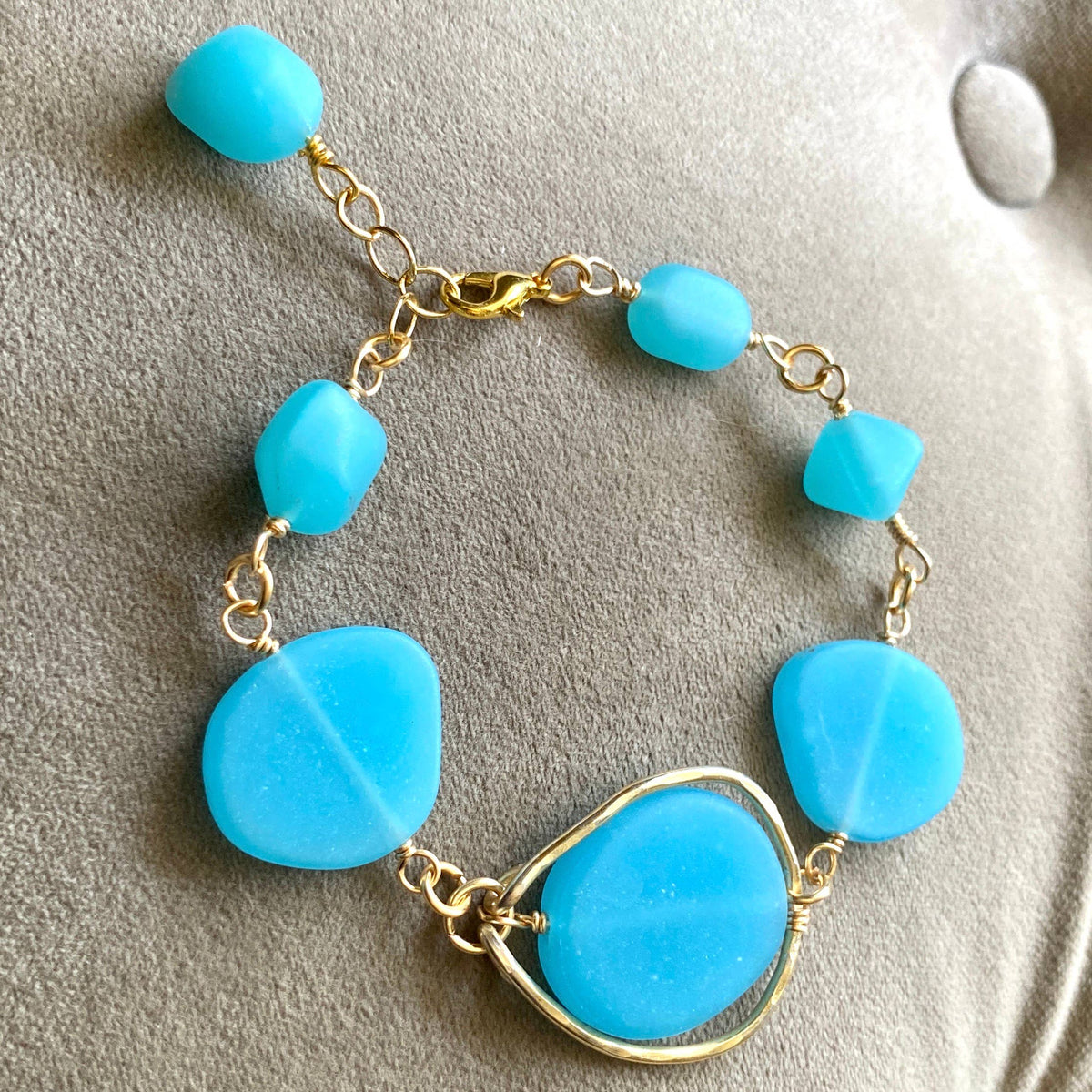 Gold Hammered Frame Bracelet Blue Frosted Glass Matte