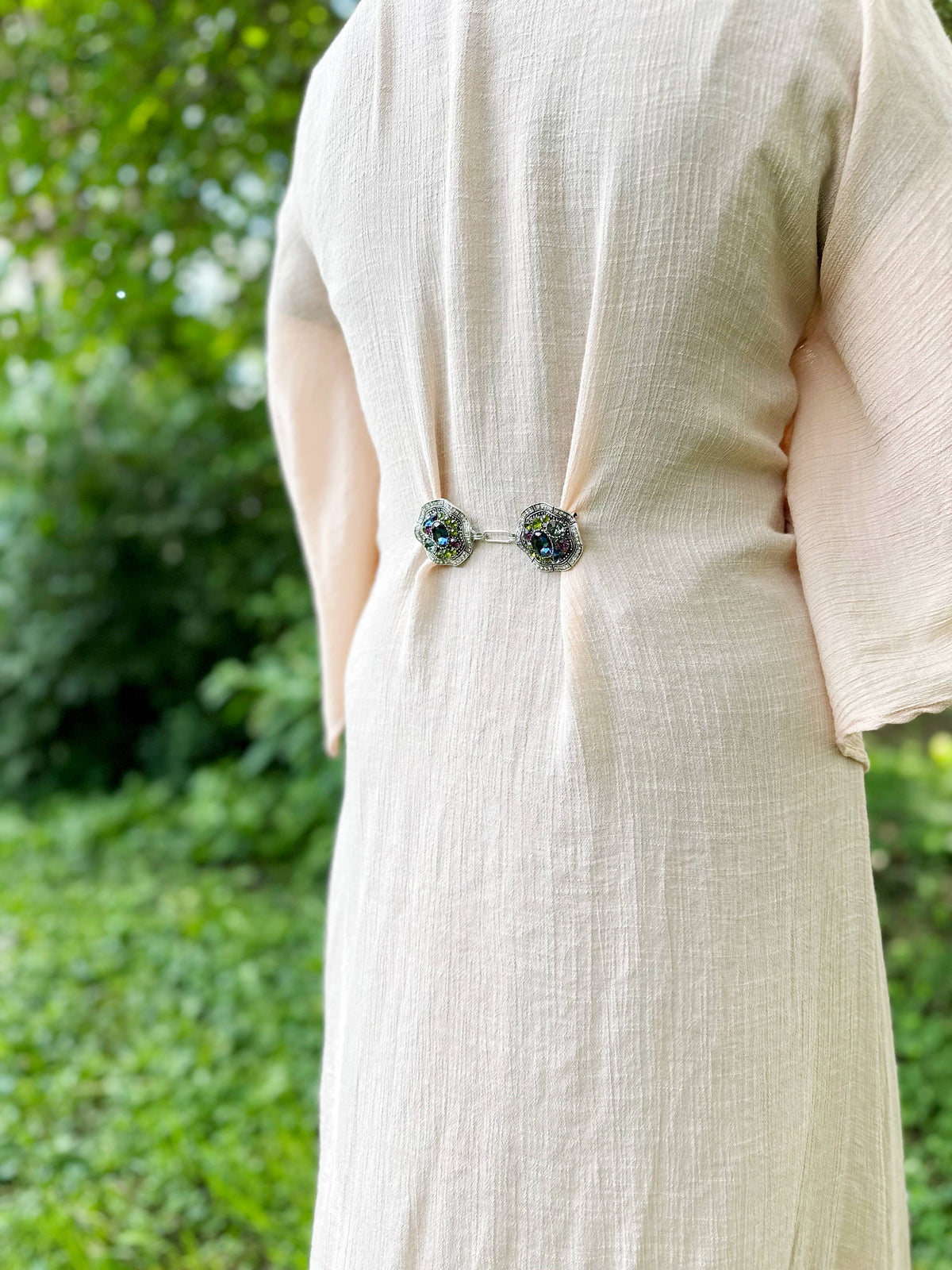 Bejeweled Silver Baroque Cinch Clip, Sweater Clasp KardiKlip