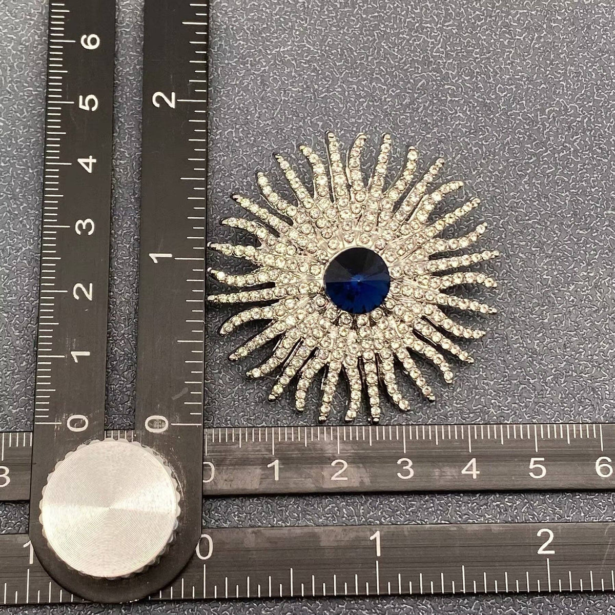 Silver-tone Full Rhinestone Brooch