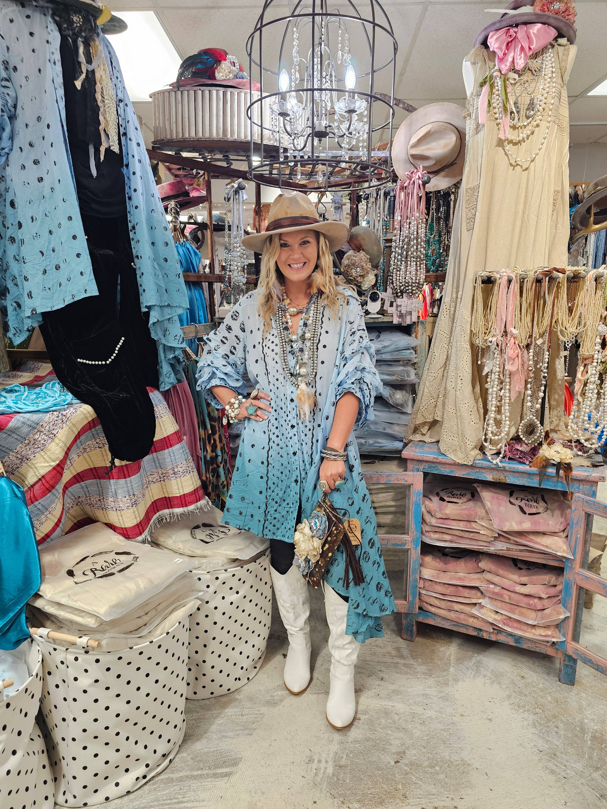 Ombre Vintage Dot Duster and Pin