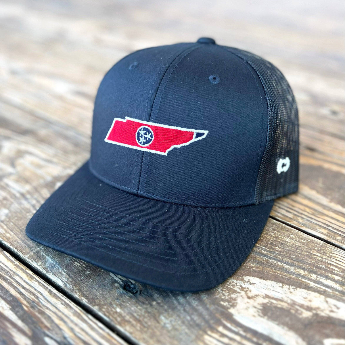 TENNESSEE - STATE FLAG HATS: Grey &amp; White Trucker
