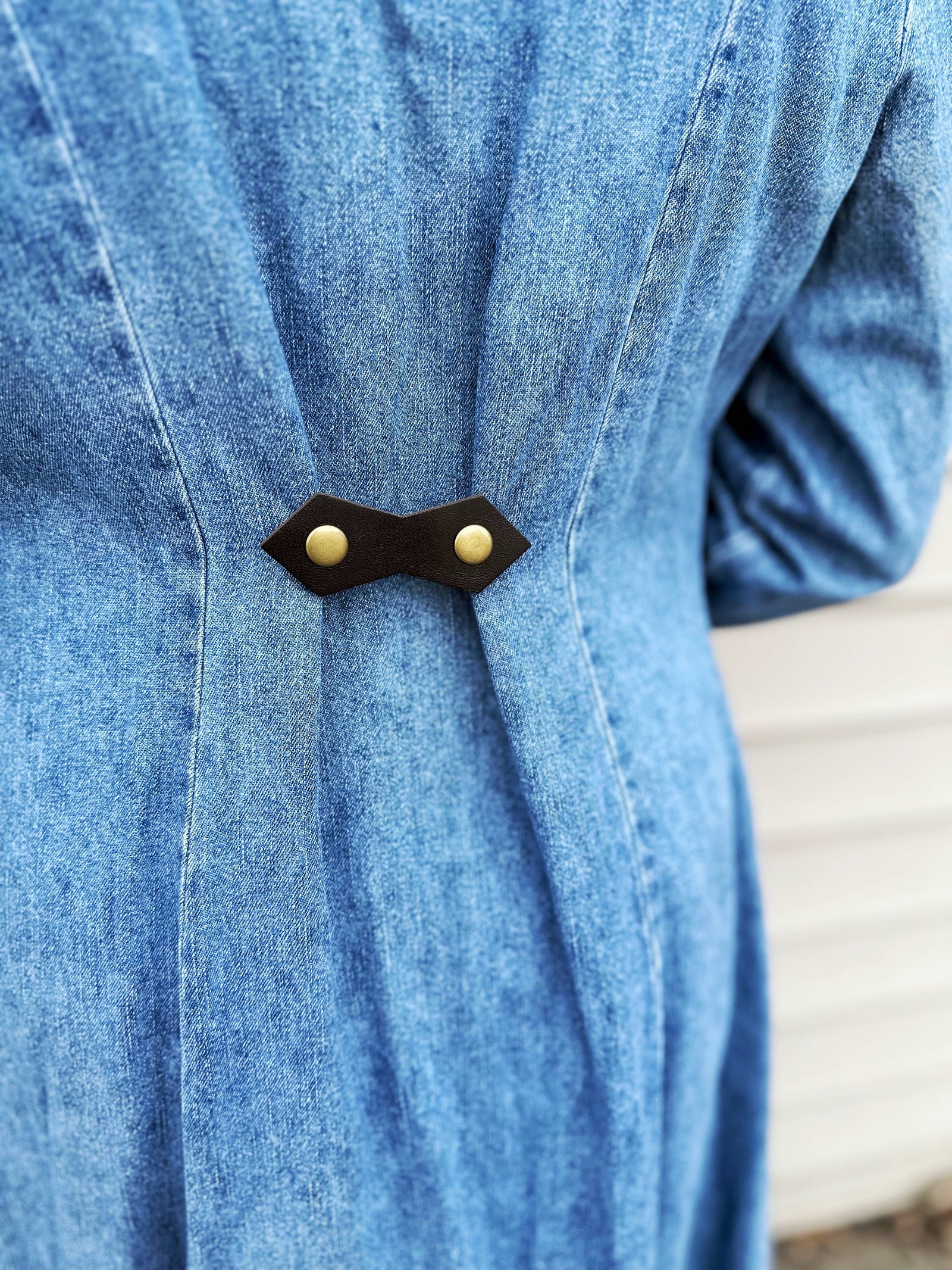 Cinch Clip for Clothes, Unique & Versatile Belt Alternative