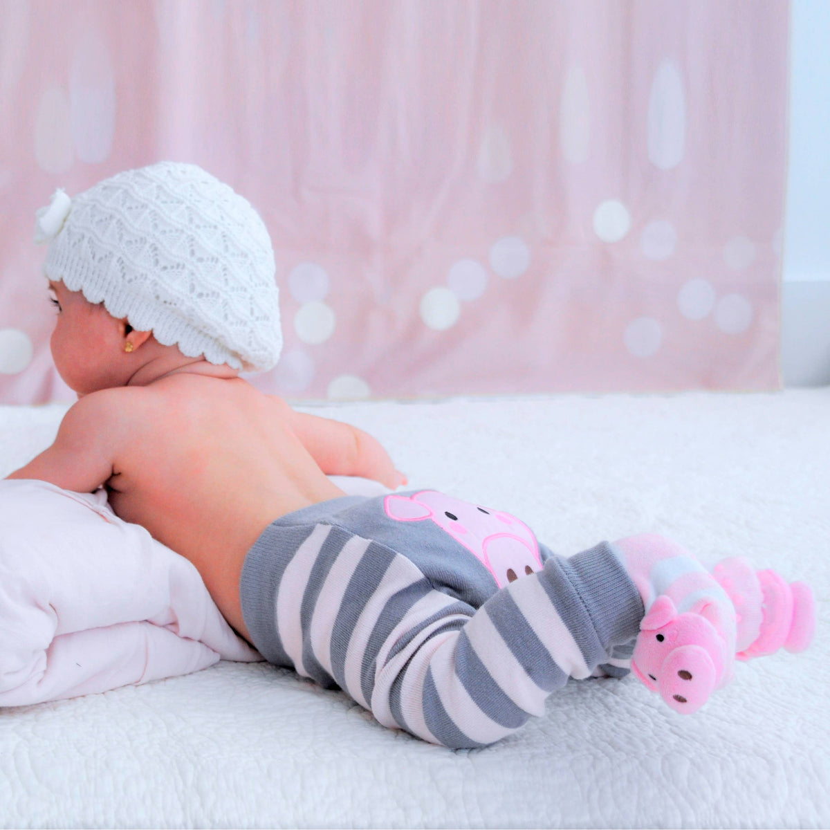 Pink and White Pig Boogie Toes Rattle Socks: 0 - 1 Y