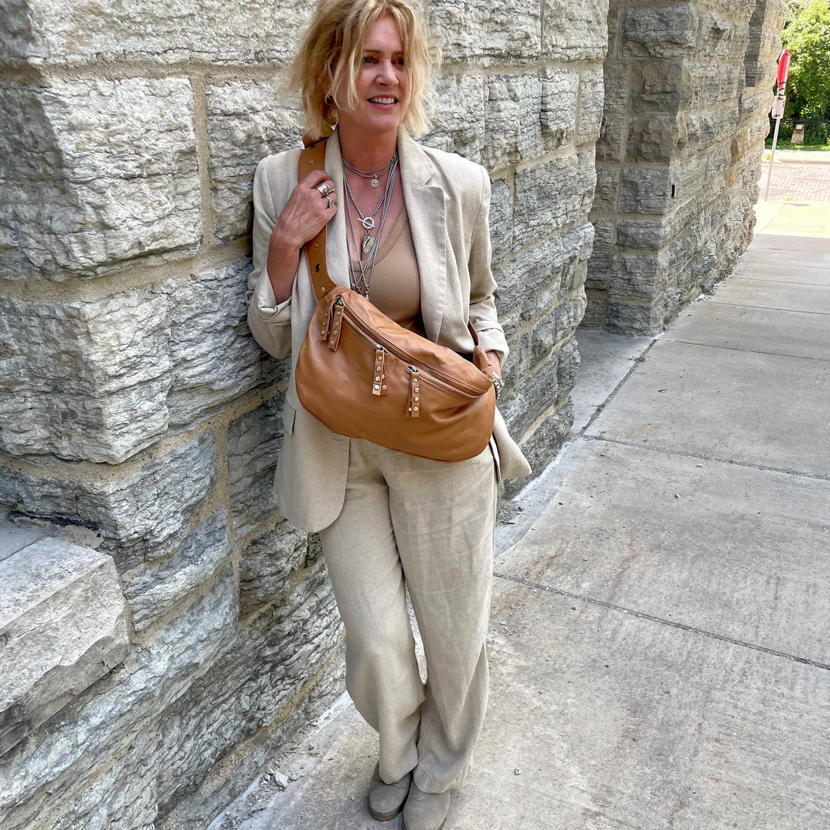 Marley Leather Sling Bag - Tan: Tan