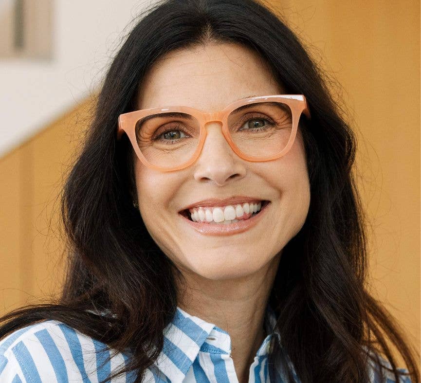 Nola (Blue Light): Reading