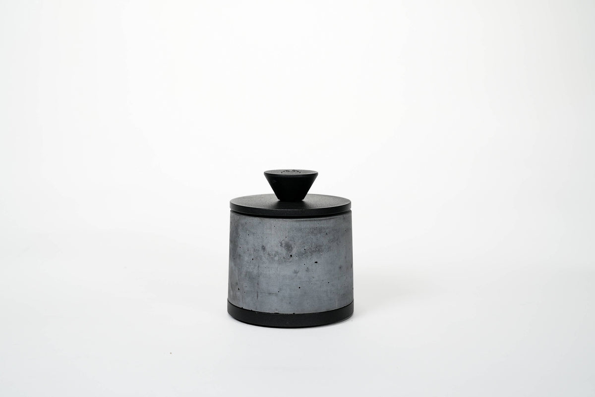 FLIKRFIRE® Table Top Fireplace: Black/Round