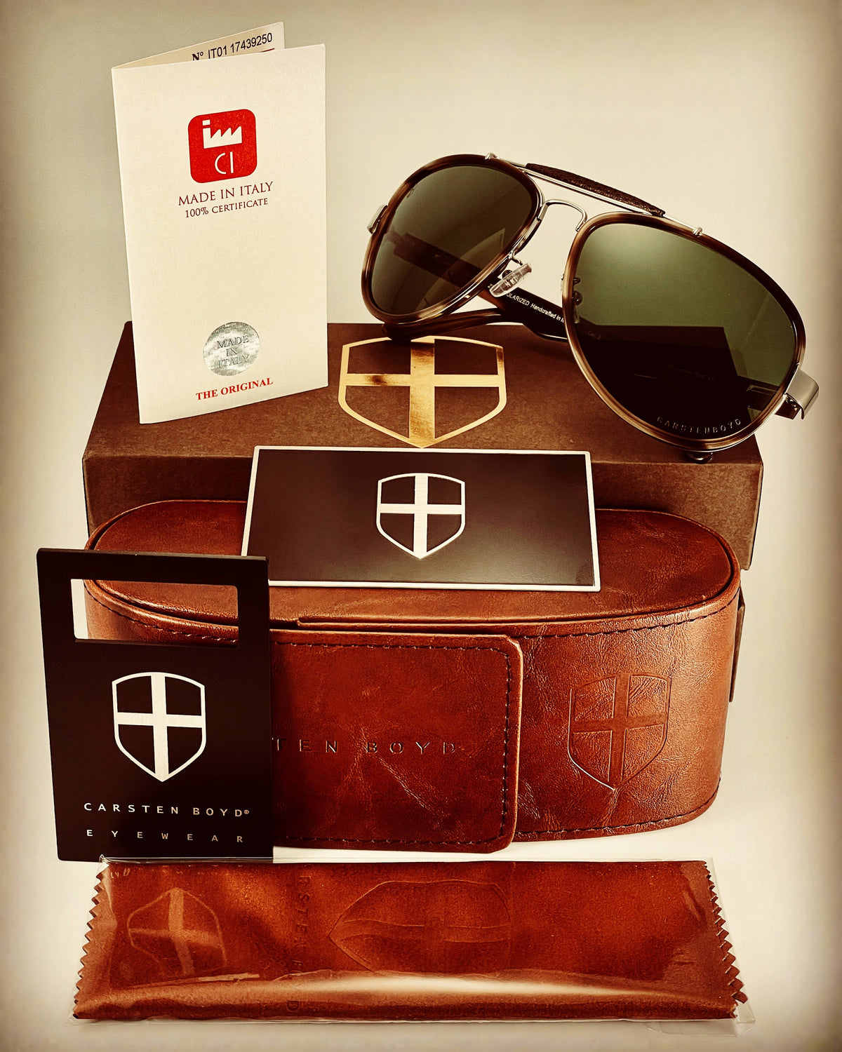 Baracca: Black/Smoke Grey