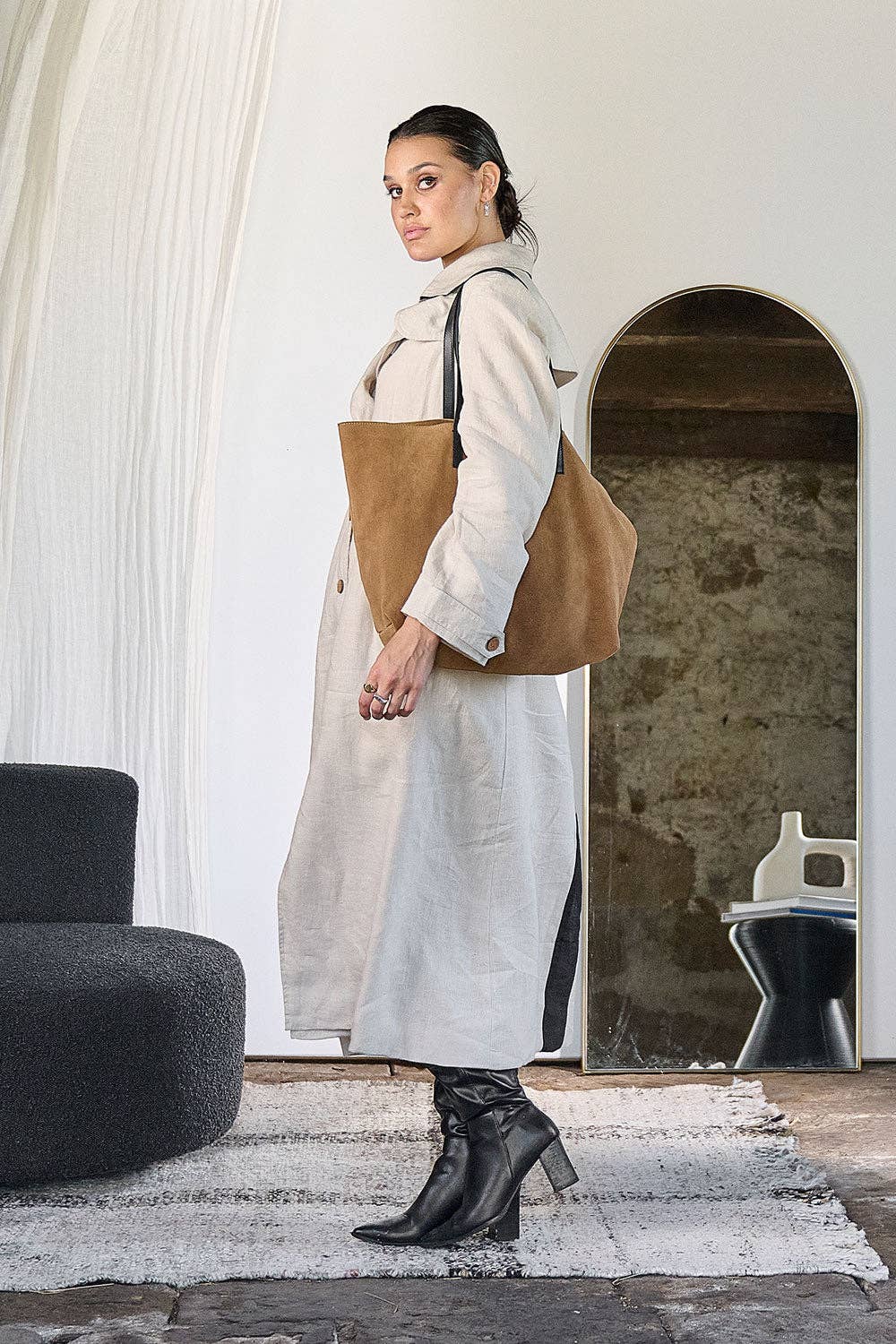 Andie Suede Tote Bag - Camel: Camel / OSFA