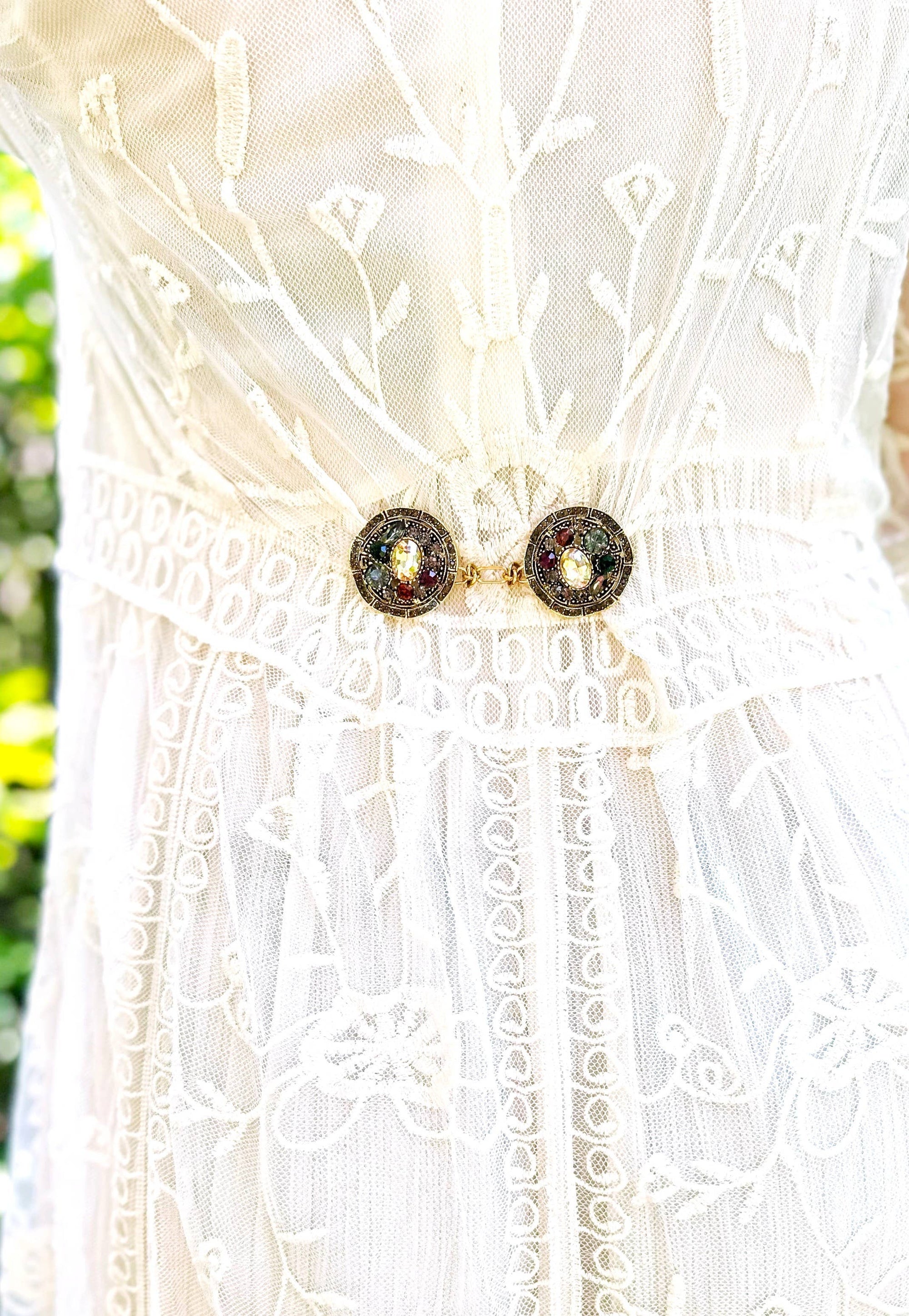 Bejeweled Gold Baroque Cinch Clip, Sweater Clasp KardiKlip