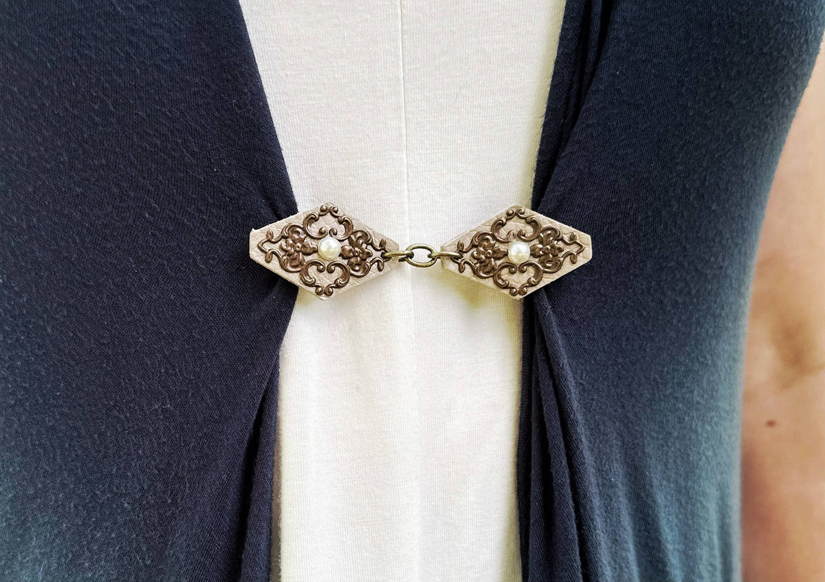 Bronze on Champagne Romantic KardiKlip