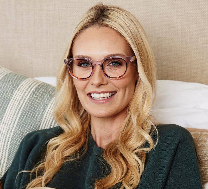 Olympia (Blue Light): Reading