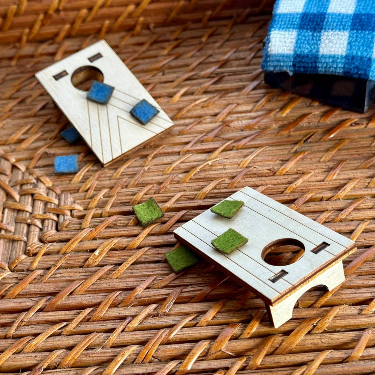 Corn Hole - Games in the Round