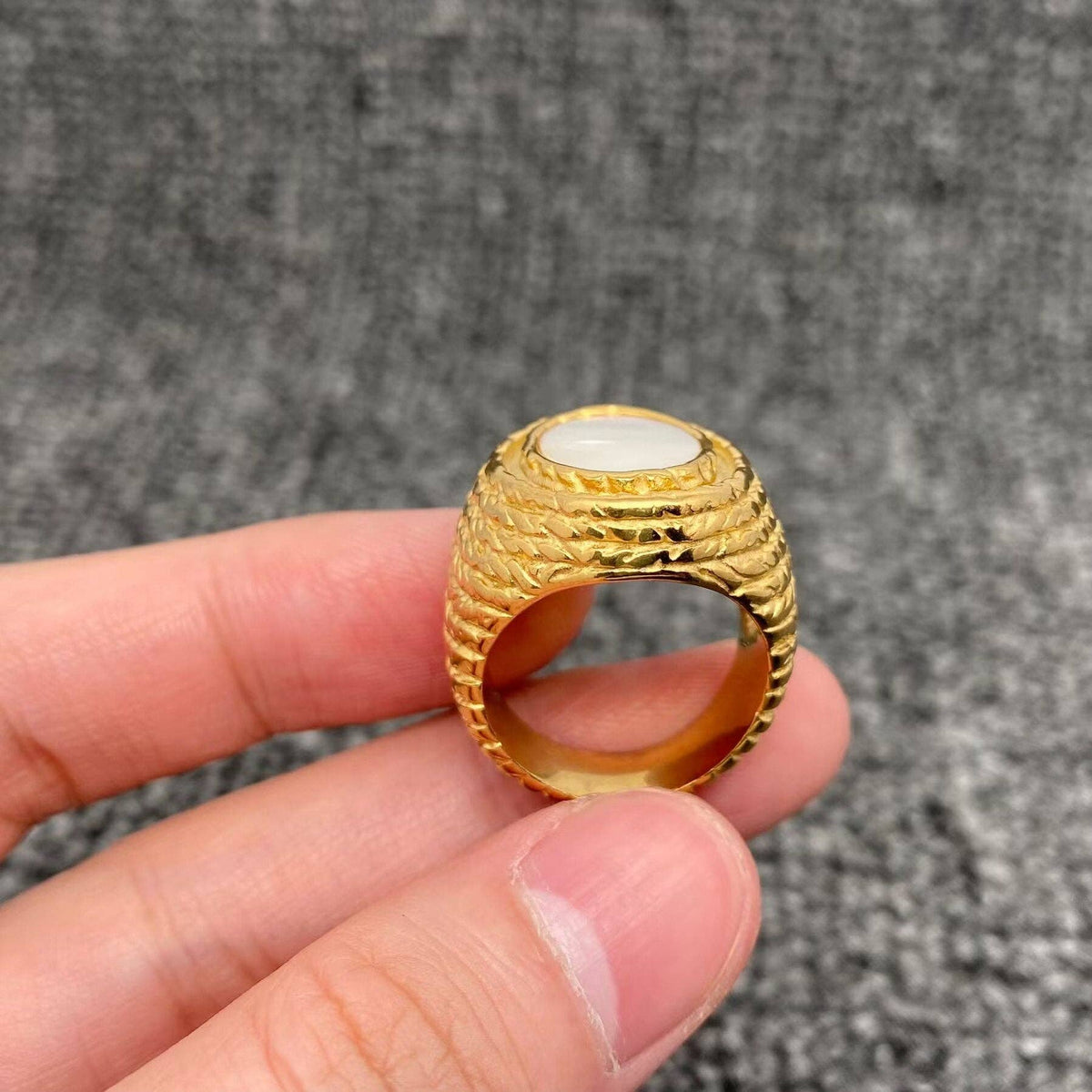 Inlaid Shell 18K Golden SS Oval  Irregular Texture Ring
