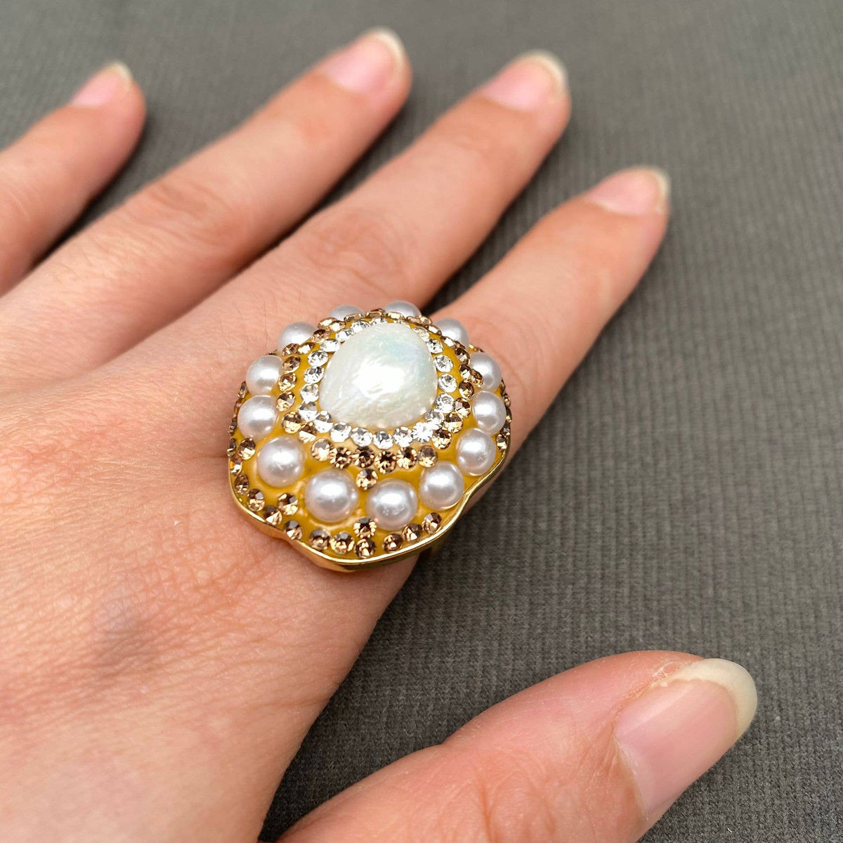 Pearl &amp; Rhinestone Inlaid Adjustable Ring