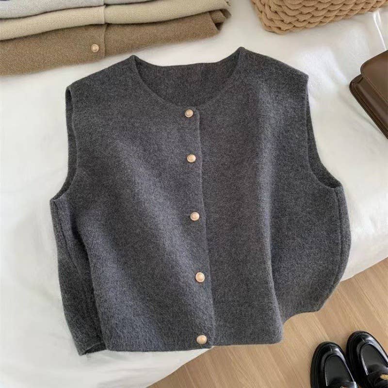 R-neck Slim Fit Knit Vest Button down cardigan: Grey