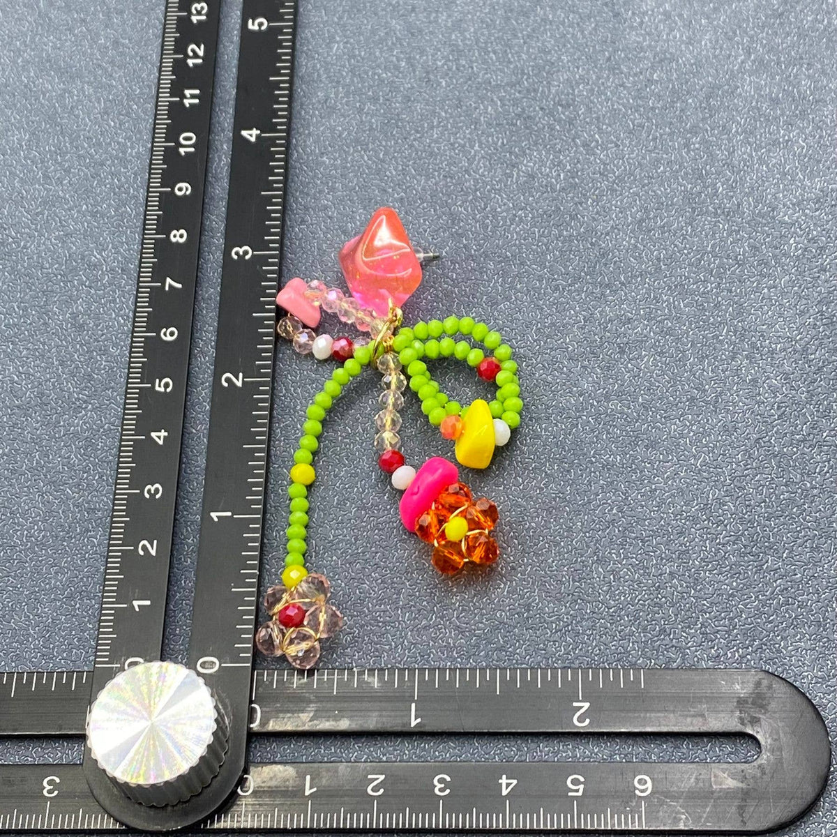 Seed Beads Resin Flower Dangle Earrings - YK