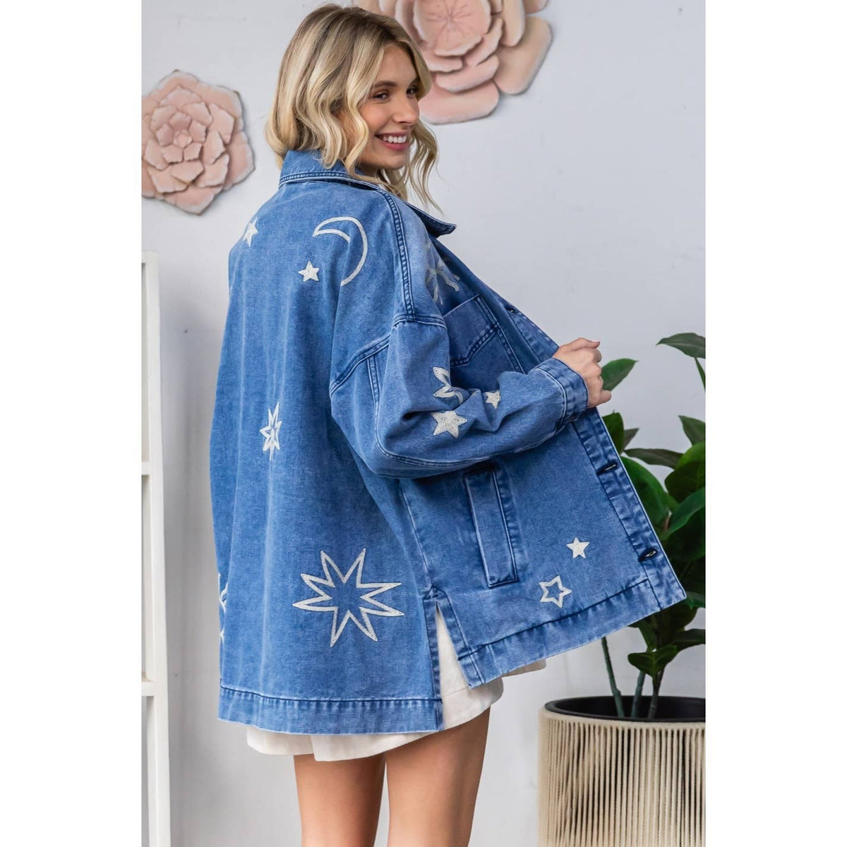 Embroidered Denim Jacket	: Medium Wash