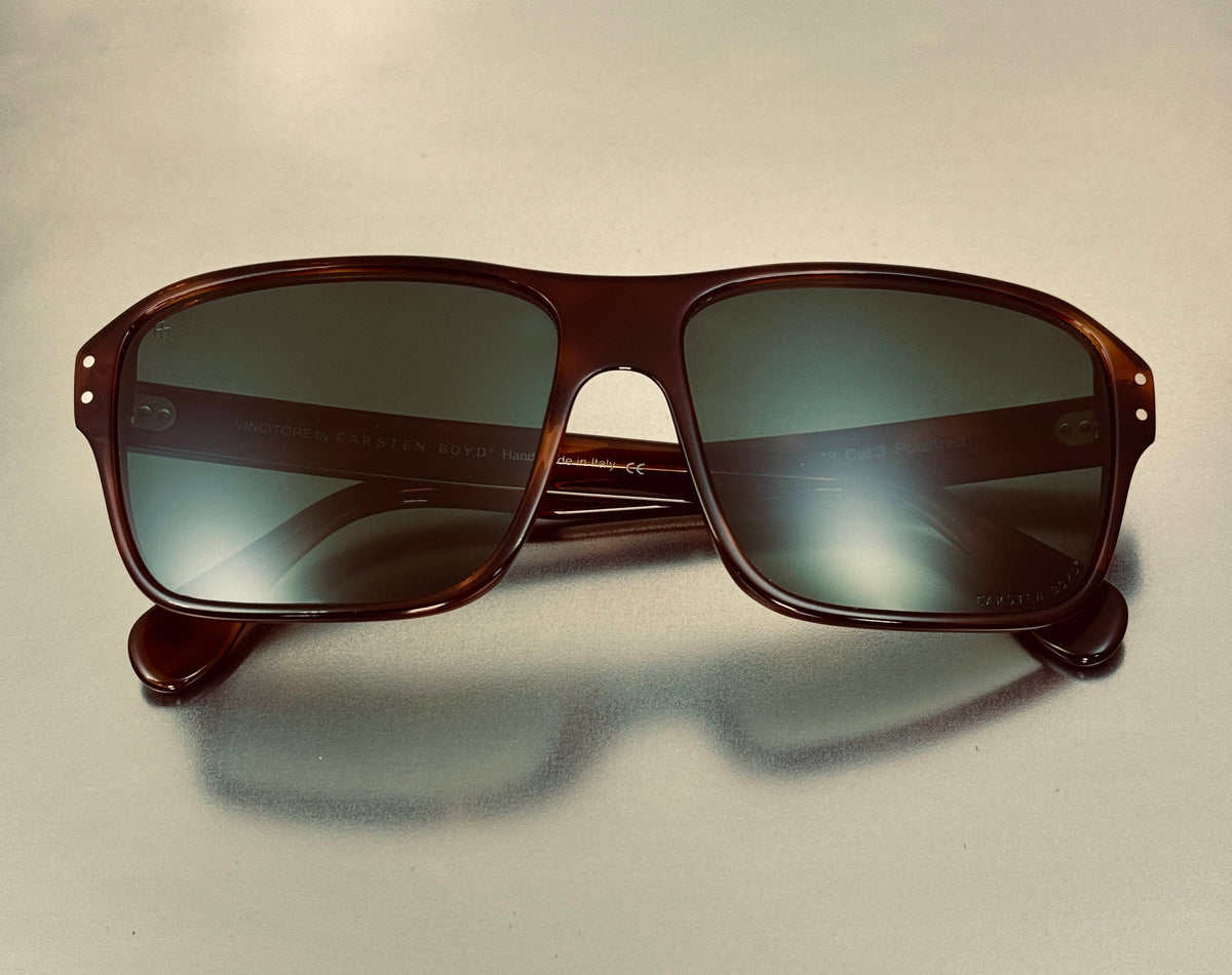 Vincitore Unisex Sunglasses - Handmade in Italy: Black or Brown