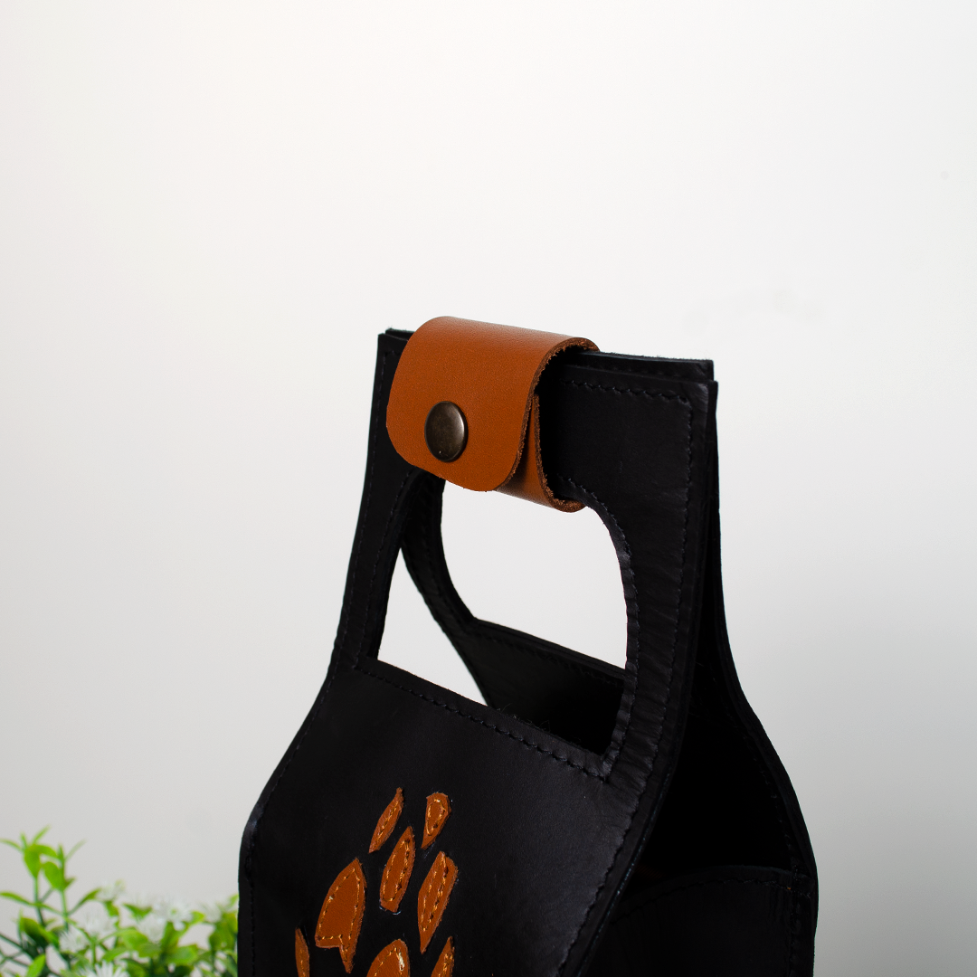 Leather Wine Carrier: Black