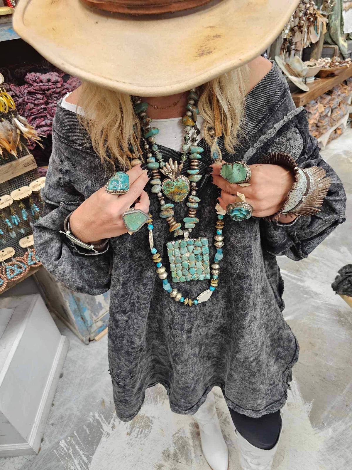 Black French terry Pull Over