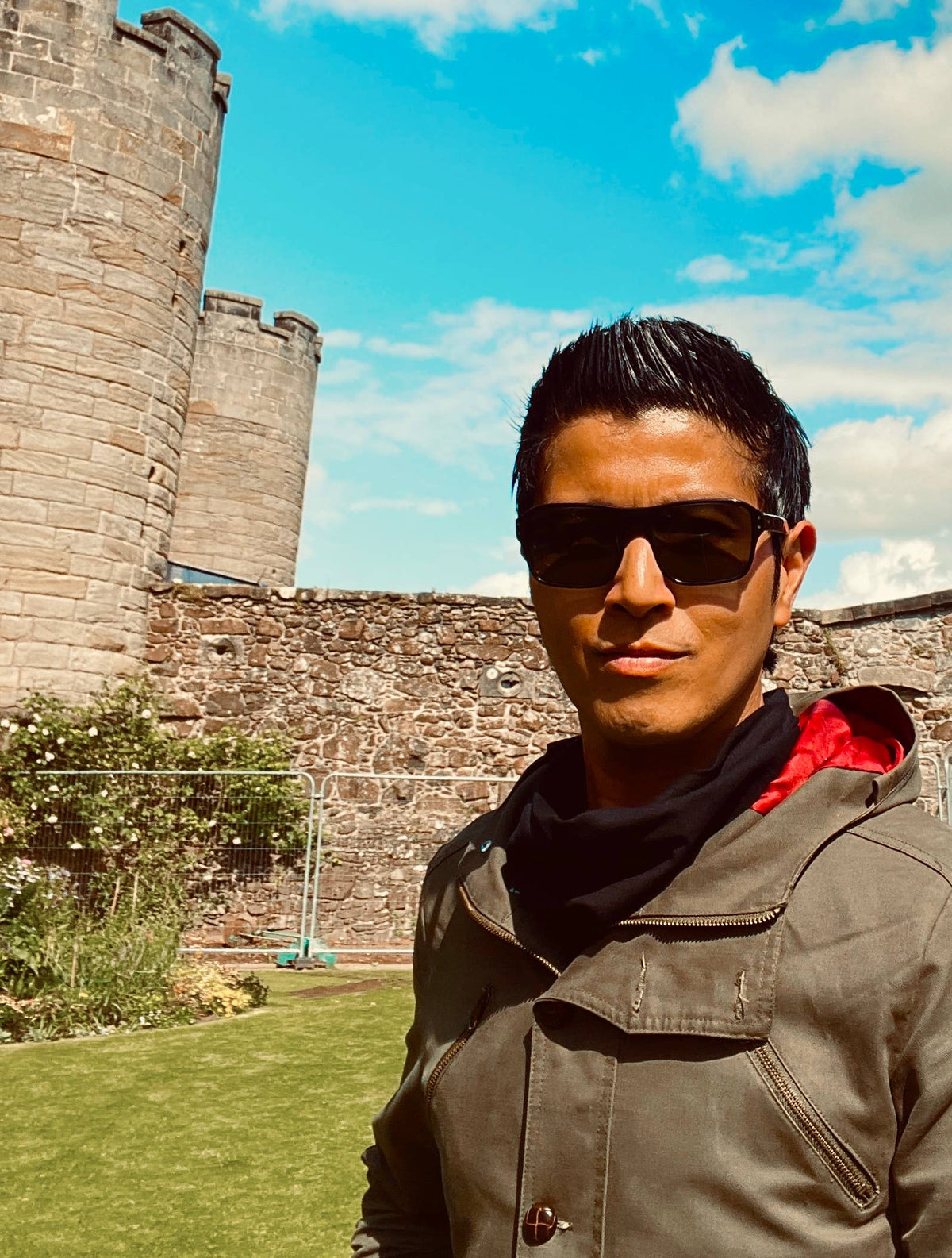 Vincitore Unisex Sunglasses - Handmade in Italy: Black or Brown