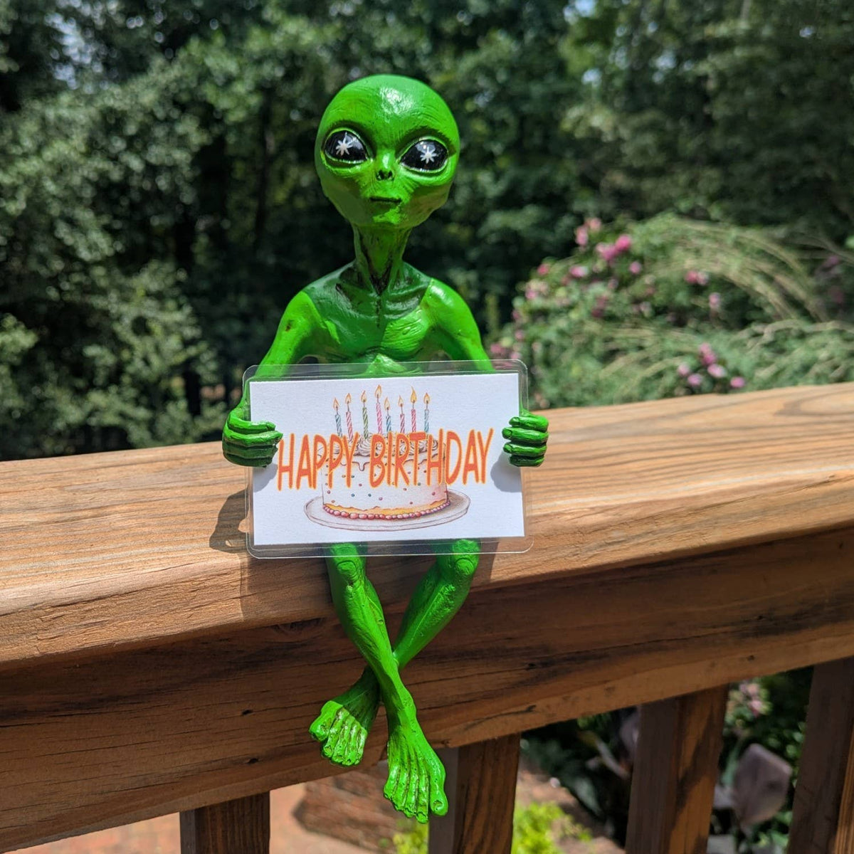Milkyway Messenger "Happy Birthday" 10" Alien Shelf Sitter