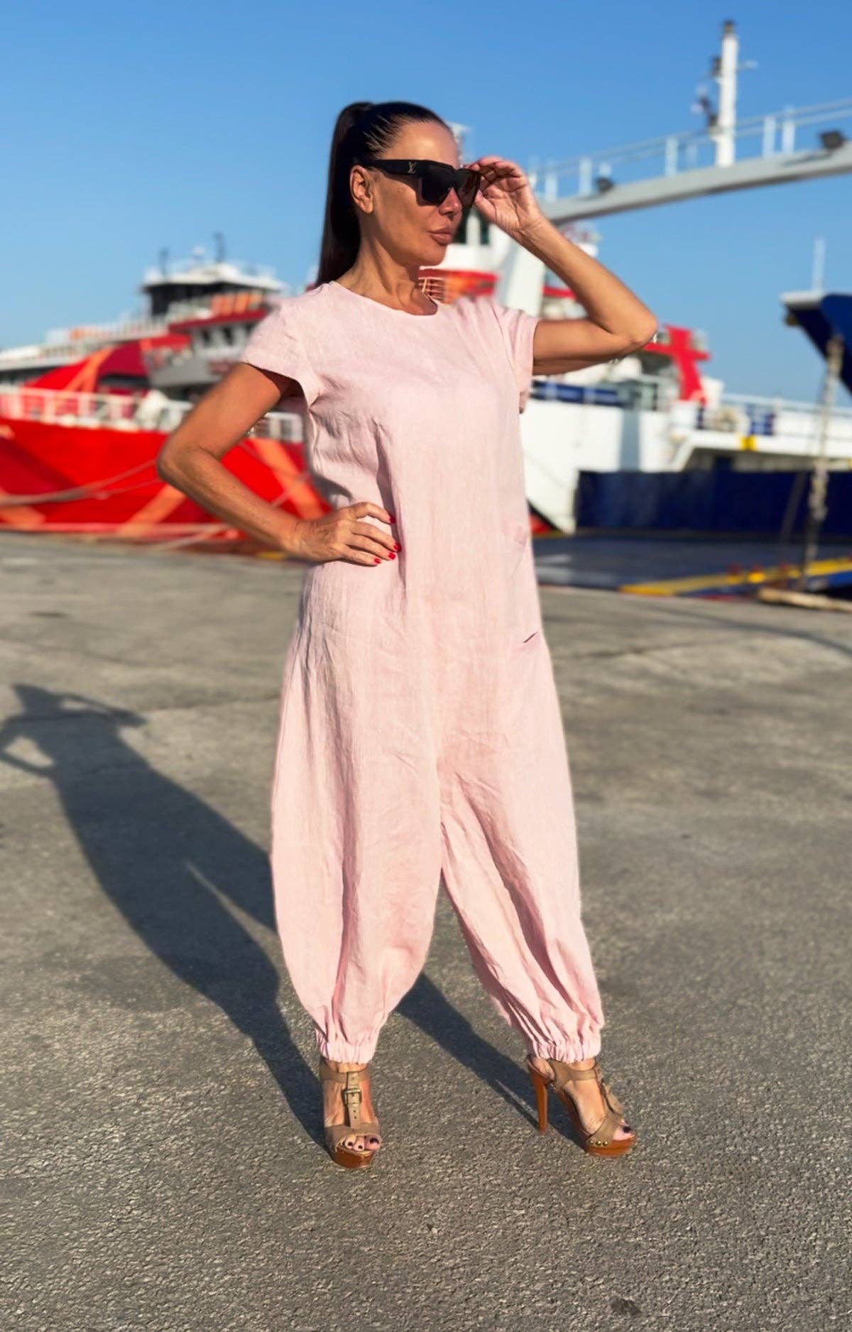 Sleeveless Linen Jumpsuit Lilian: Baby pink / XS