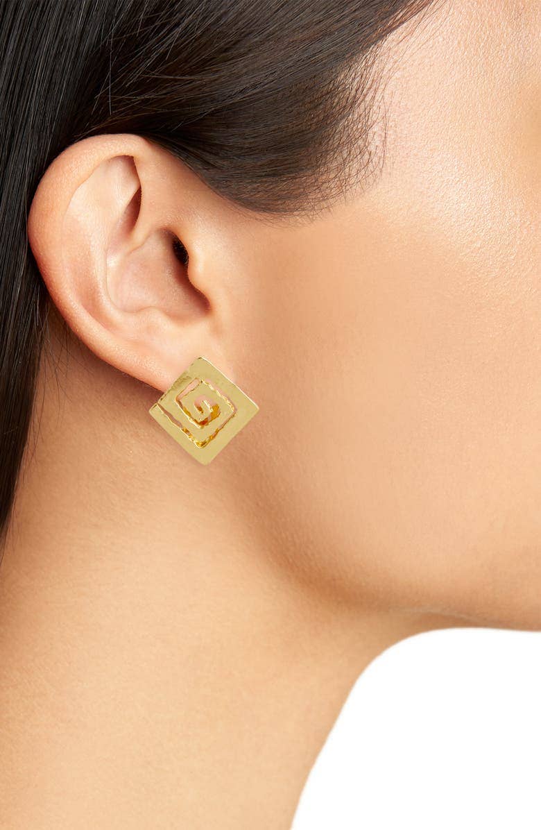 Square spiral clip on: Gold