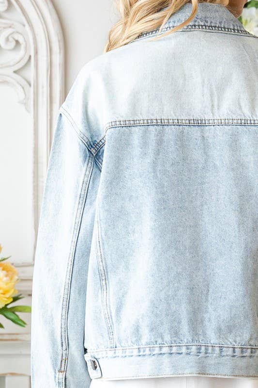 Spot Wash Classic Trucker Denim Jacket: Denim Blue